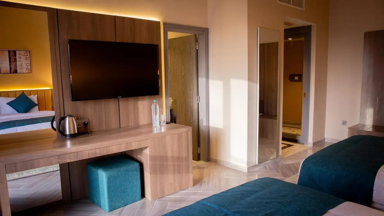 ***  Six Seasons Hotel Dubai United Arab Emirates