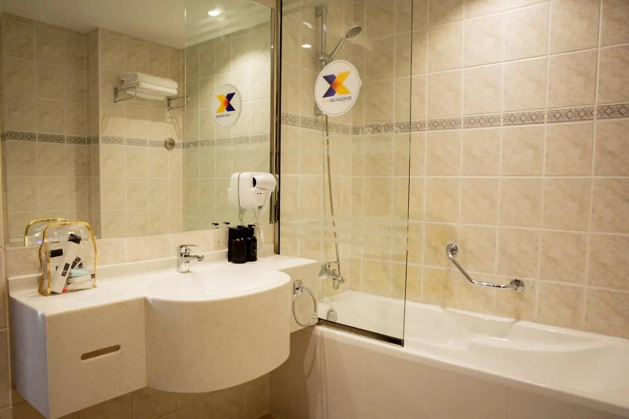Six Seasons Hotel Dubai